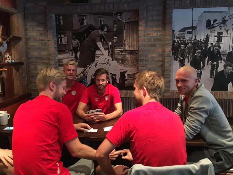 1piiszh0yfj671jlrbklne6cpa