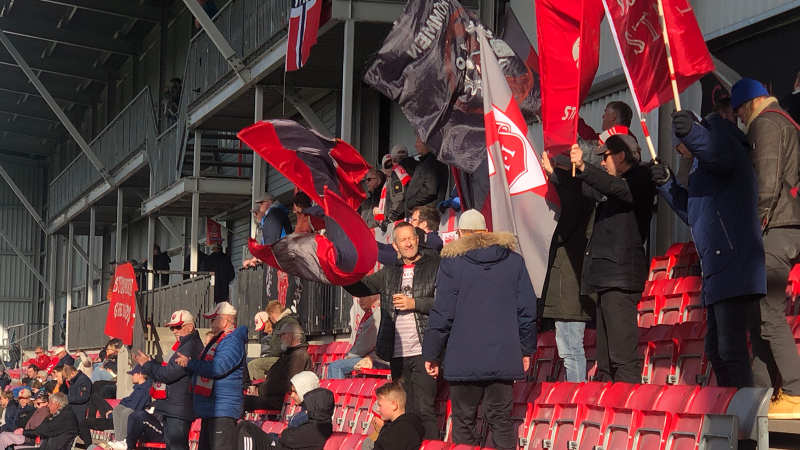 Greyhounds er fornøyd med en god førsteomgang